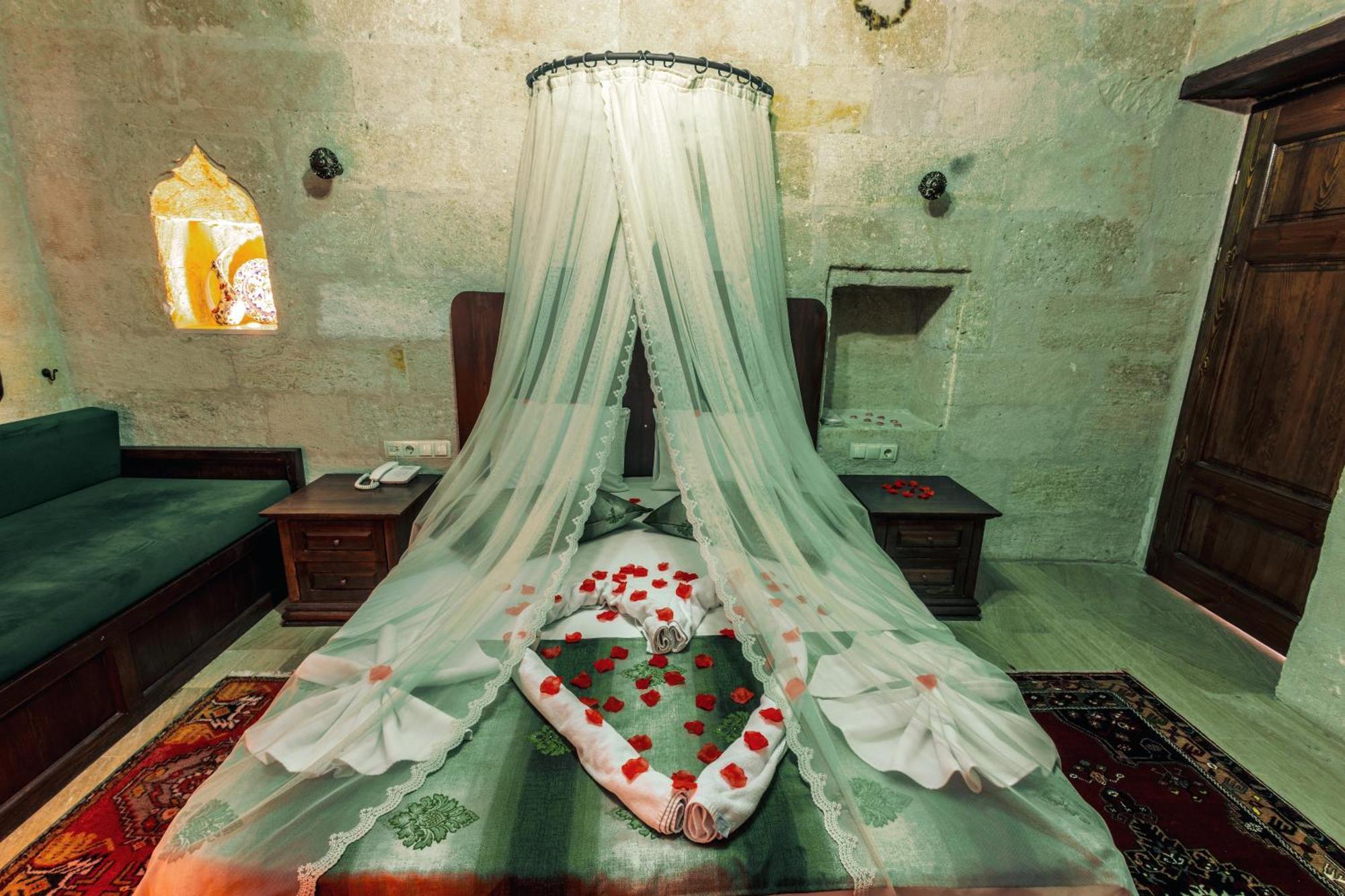 أوروغوبْ Tafana Cave & Stone Lodge المظهر الخارجي الصورة