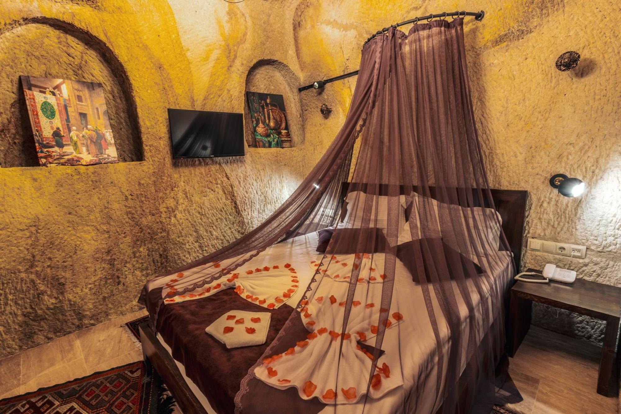 أوروغوبْ Tafana Cave & Stone Lodge المظهر الخارجي الصورة