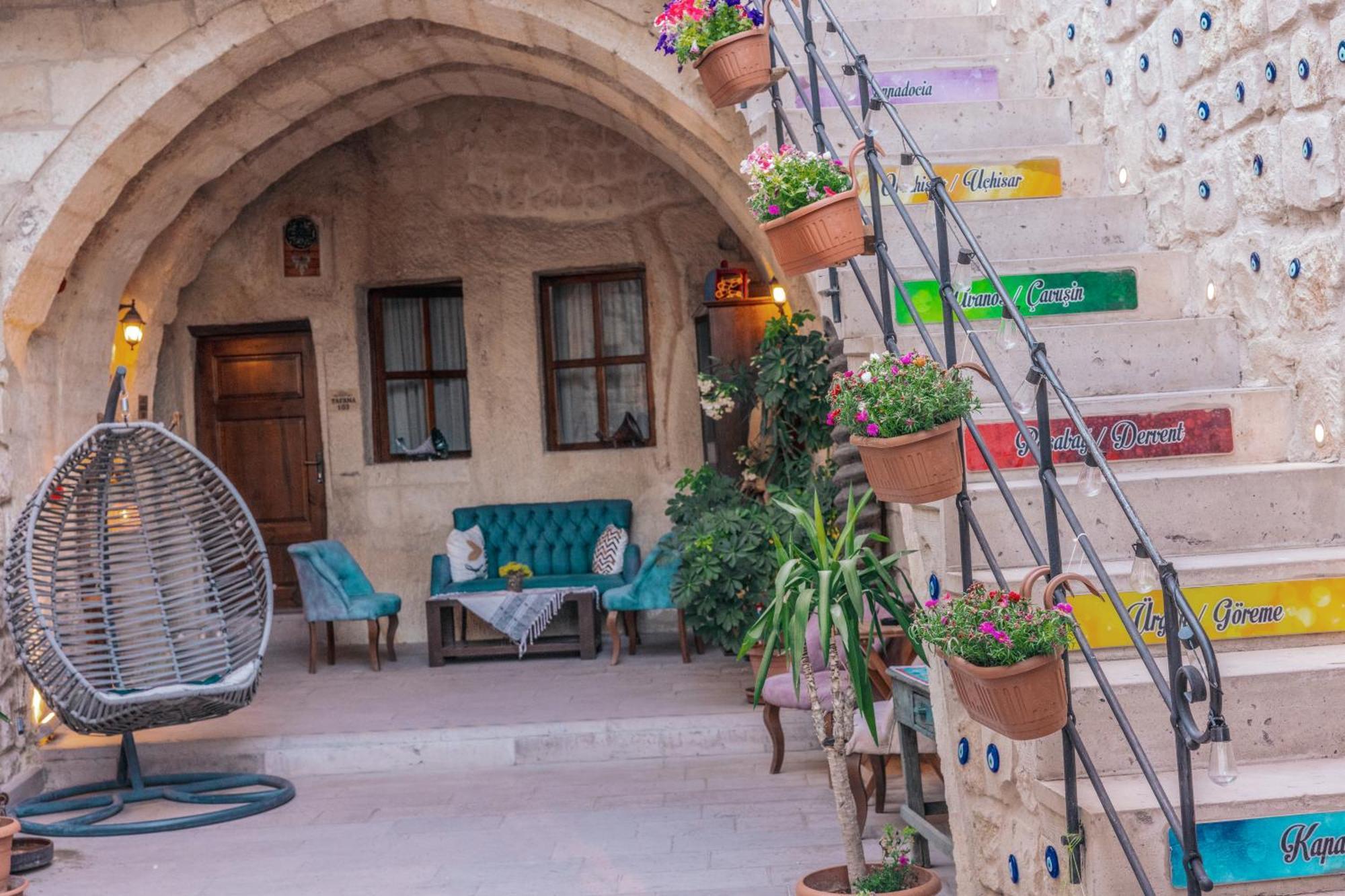 أوروغوبْ Tafana Cave & Stone Lodge المظهر الخارجي الصورة