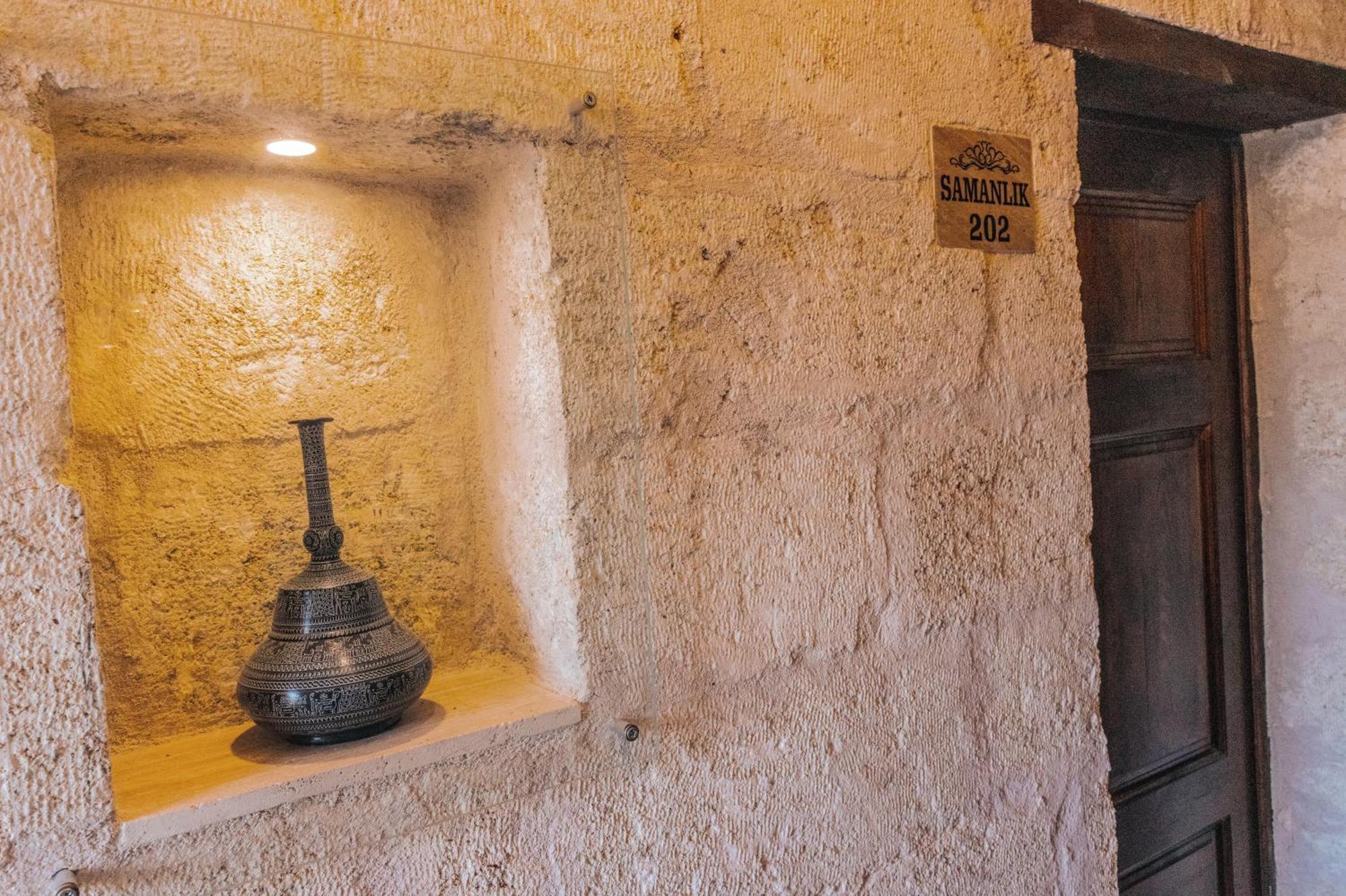 أوروغوبْ Tafana Cave & Stone Lodge المظهر الخارجي الصورة