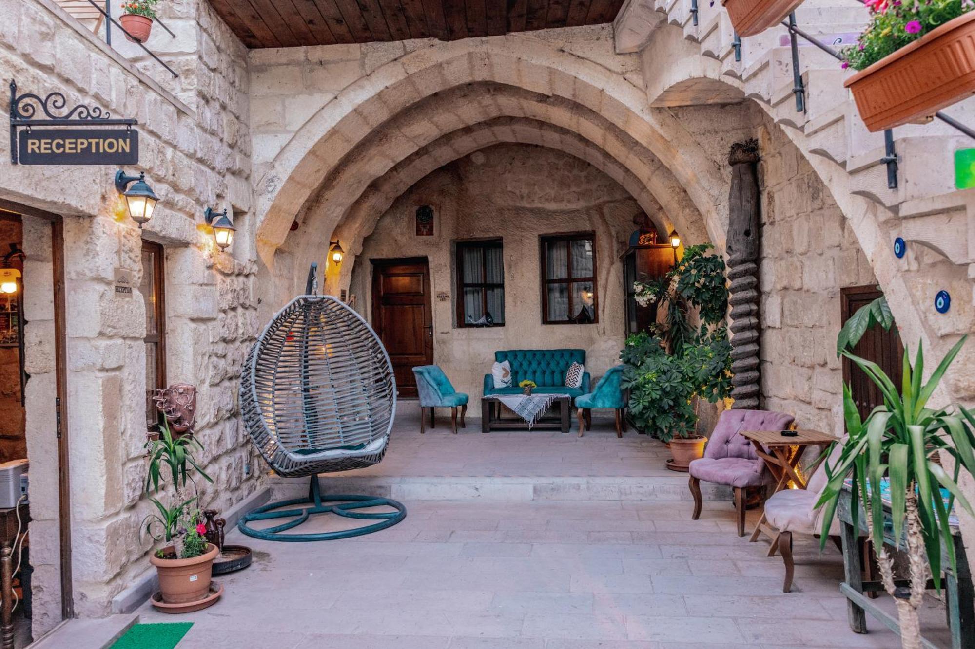 أوروغوبْ Tafana Cave & Stone Lodge المظهر الخارجي الصورة