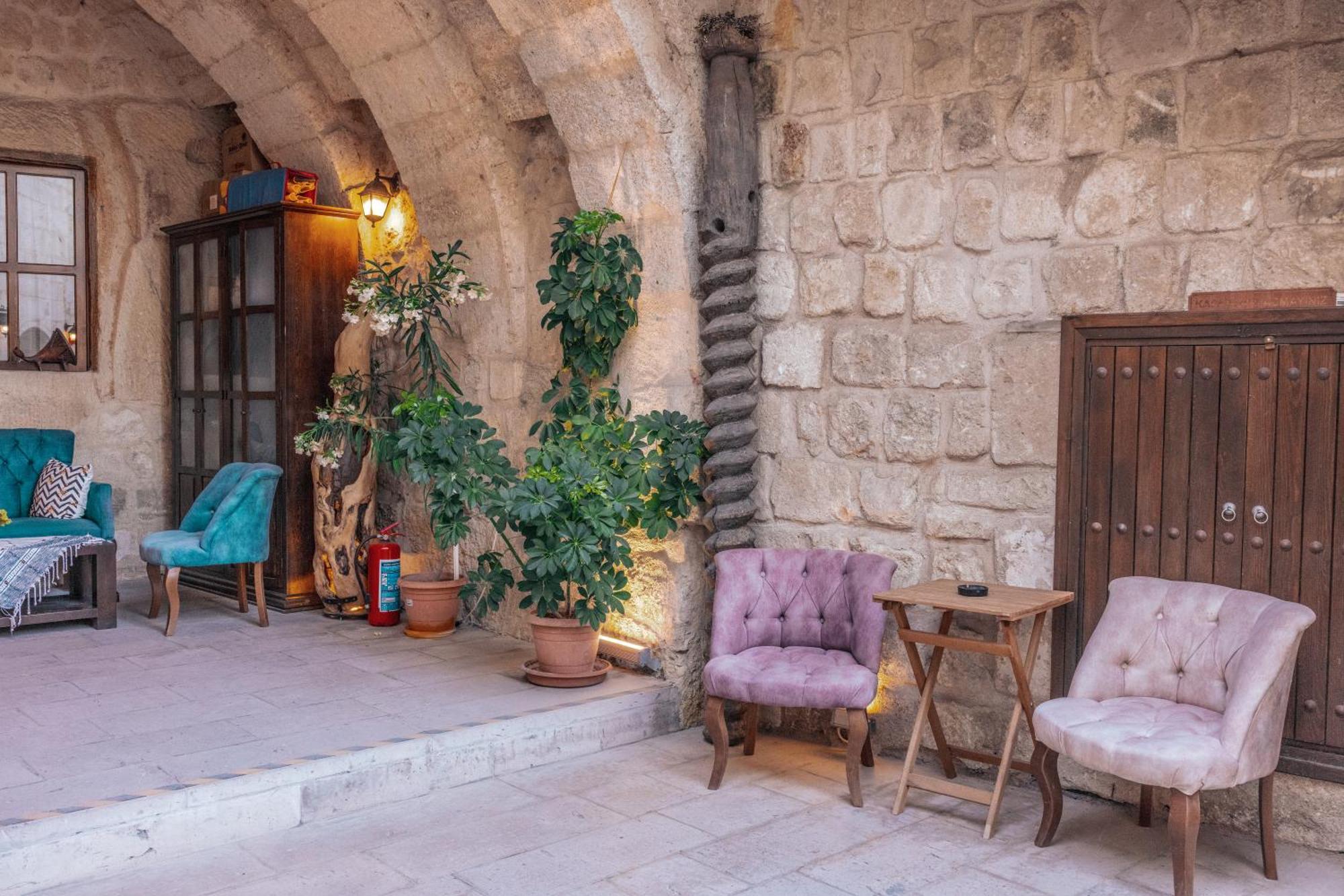 أوروغوبْ Tafana Cave & Stone Lodge المظهر الخارجي الصورة