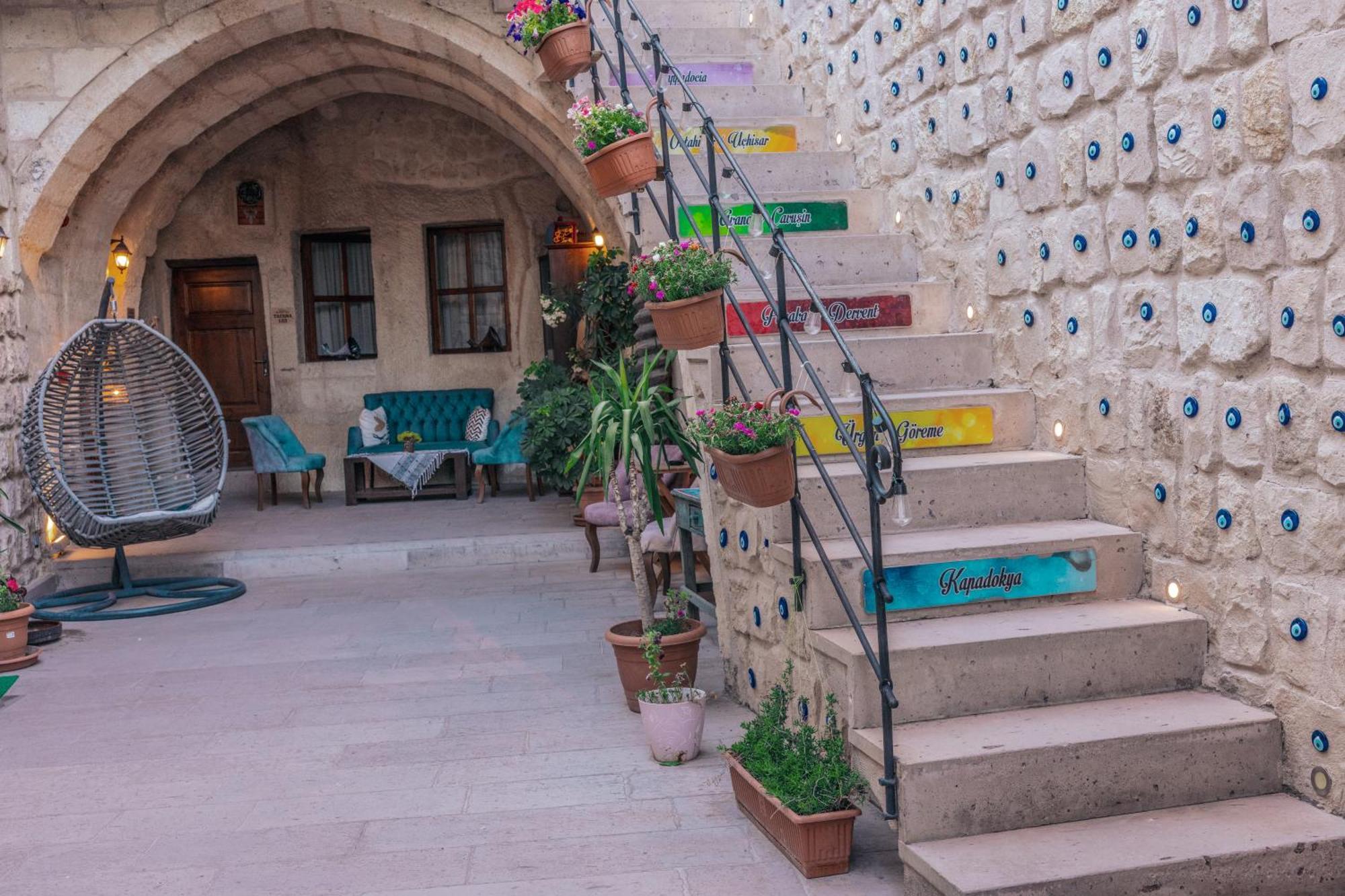 أوروغوبْ Tafana Cave & Stone Lodge المظهر الخارجي الصورة