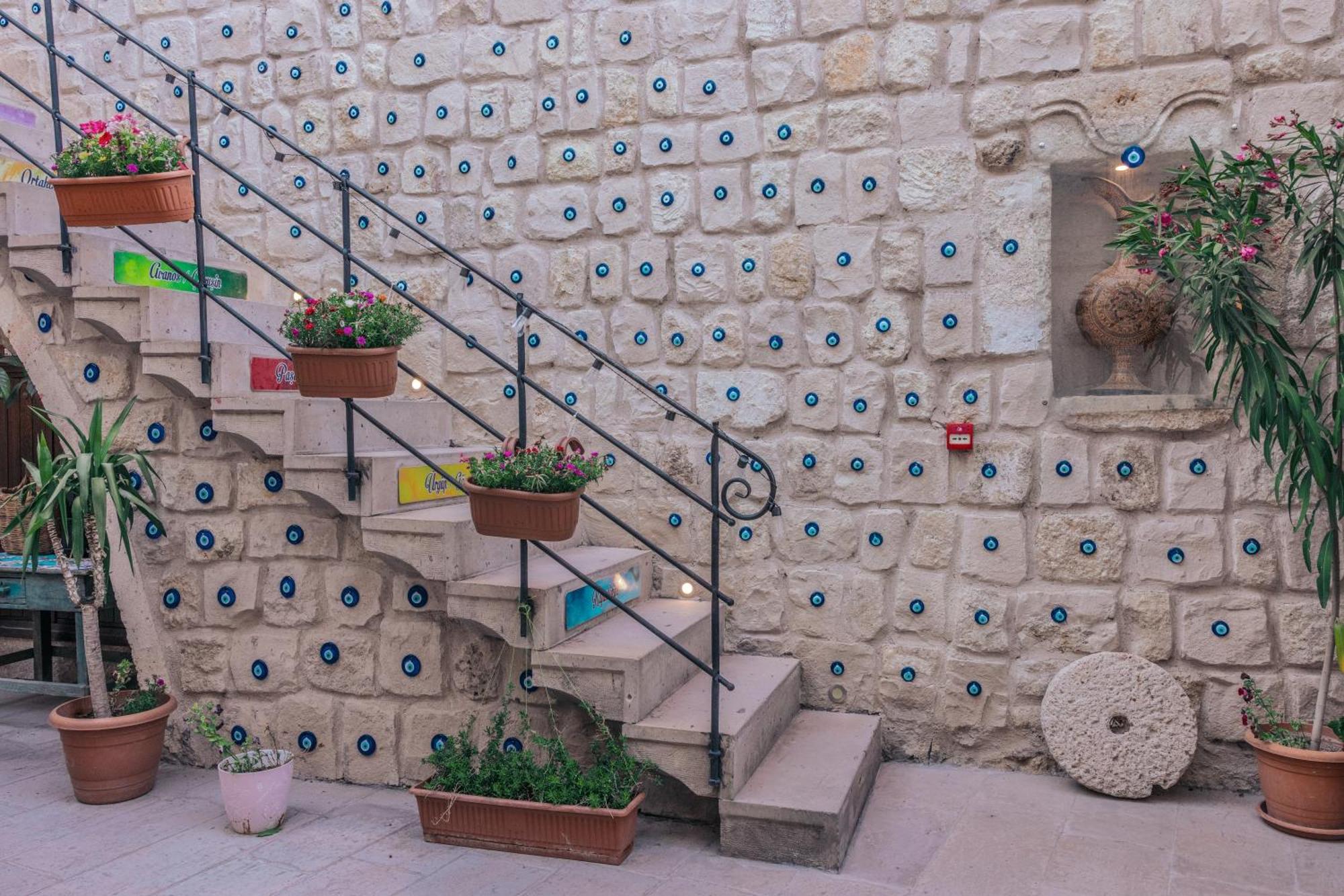أوروغوبْ Tafana Cave & Stone Lodge المظهر الخارجي الصورة