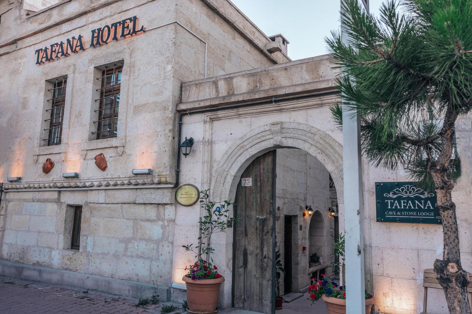 أوروغوبْ Tafana Cave & Stone Lodge المظهر الخارجي الصورة