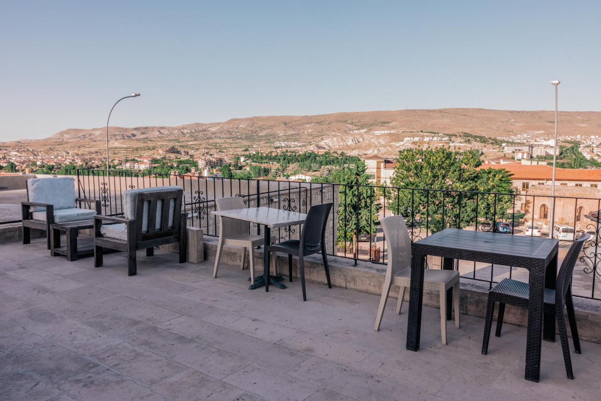أوروغوبْ Tafana Cave & Stone Lodge المظهر الخارجي الصورة